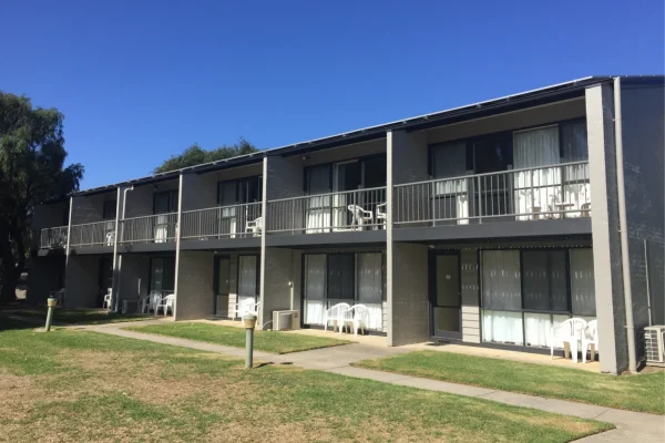 Furlong-Projects_Retail-Nepean-Country-Club-4